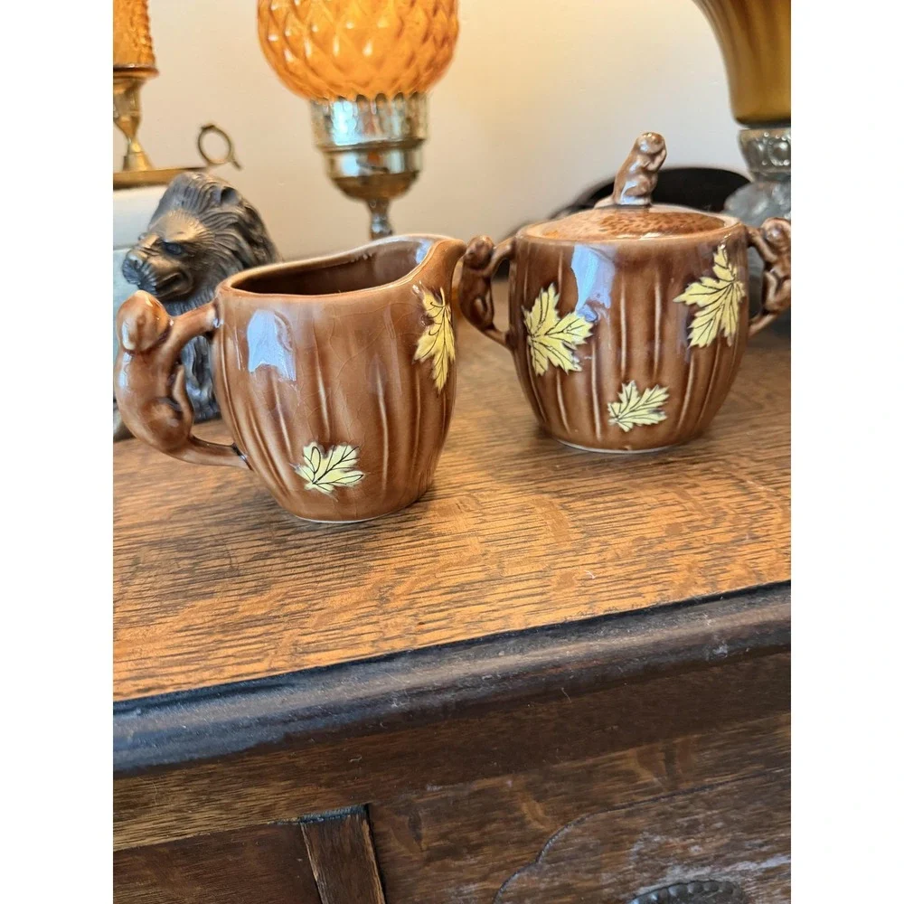 Vintage Brown Maple Leaf Ceramic Creamer & Sugar Set Squirrels Kenora Canada